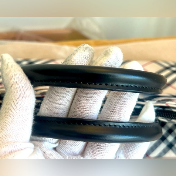 【☆JAPAN☆】Auth Burberry Blue Label Beige Nova Check Top Handle Handbag - Picture 6 of 15